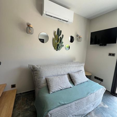 Petite Villa Paisible Єр Екстер'єр фото